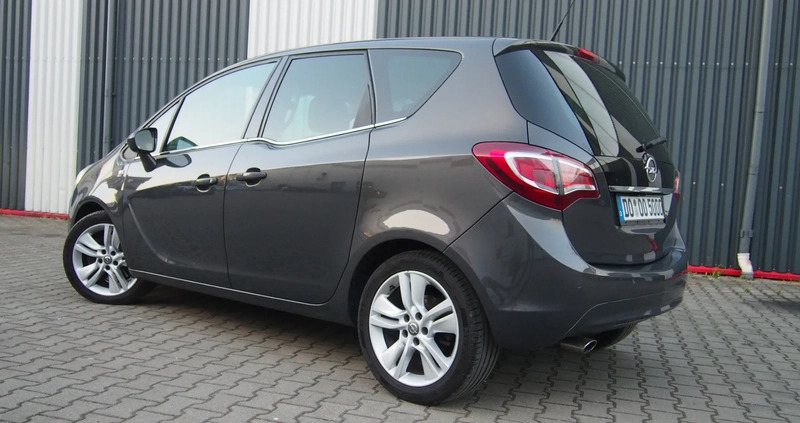 Opel Meriva cena 26300 przebieg: 220000, rok produkcji 2015 z Oleszyce małe 301